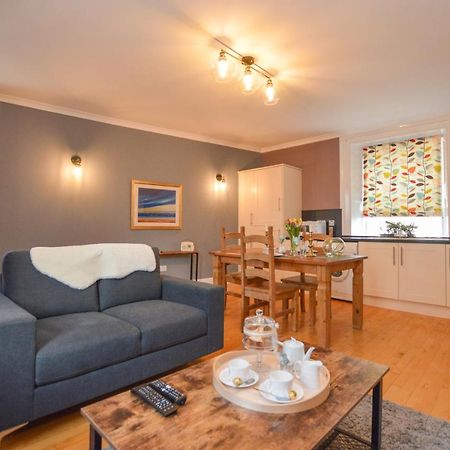 The Gallery Apartment - Oban Town Centre Apartment, Walkable To Ferry Terminal Exterior photo