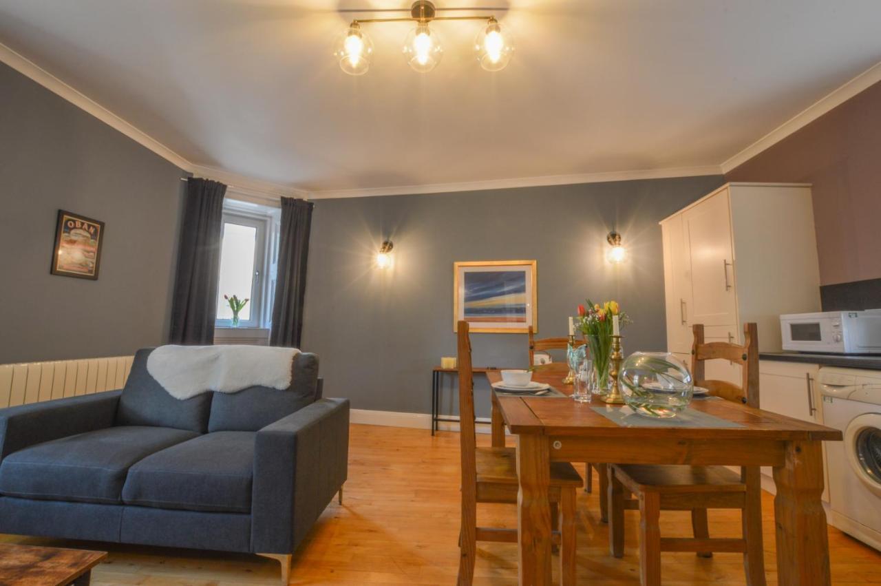 The Gallery Apartment - Oban Town Centre Apartment, Walkable To Ferry Terminal Exterior photo