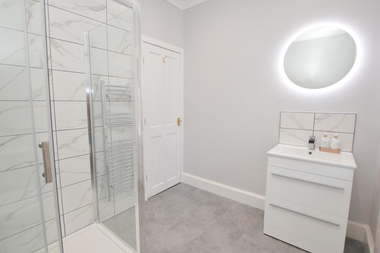 The Gallery Apartment - Oban Town Centre Apartment, Walkable To Ferry Terminal Exterior photo